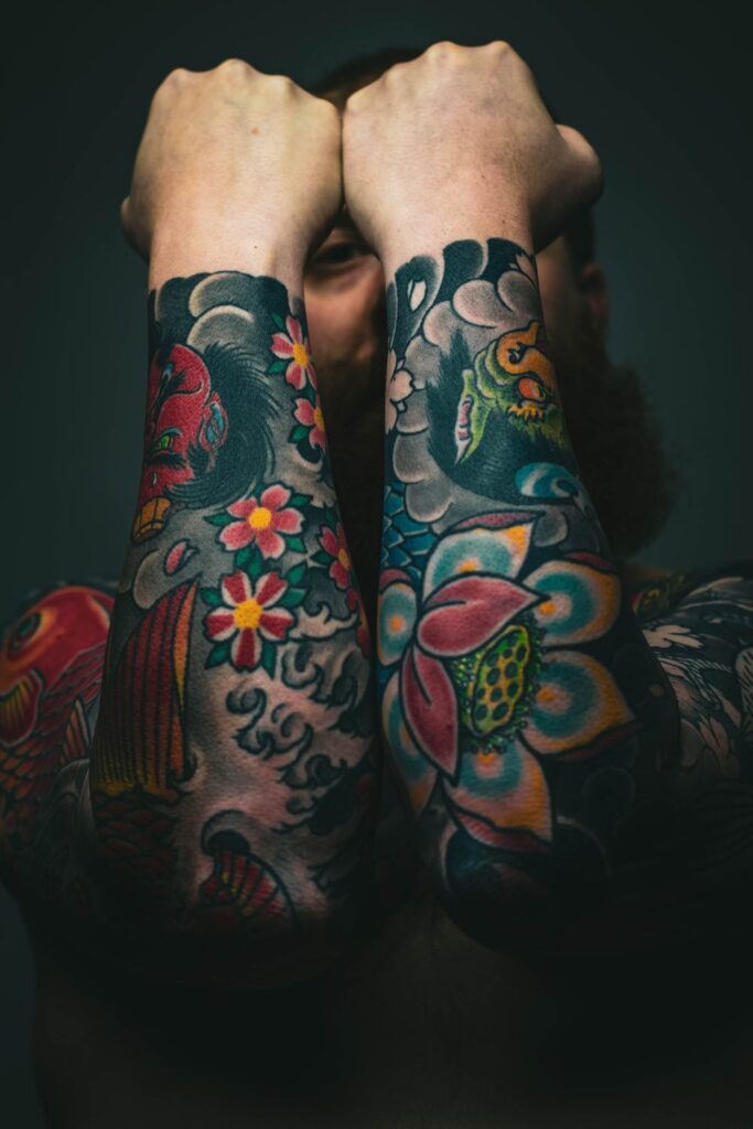 Tattoos that look futuristic photo